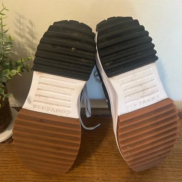 Converse Run Star Hike Platform Canvas Unisex High Top Black Size 9.5 Women 8 Me - Picture 6 of 7